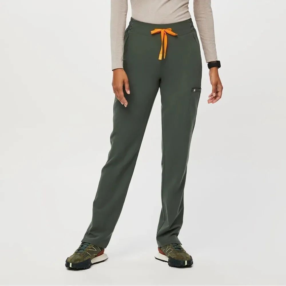NWT Figs Evans Scrub Pant Moss